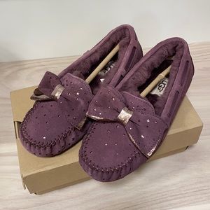UGG Dakota Stargirl Slippers, Port size 6